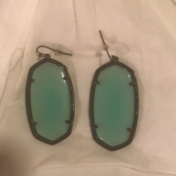 Kendra Scott Jewelry - Kendra Scott earrings